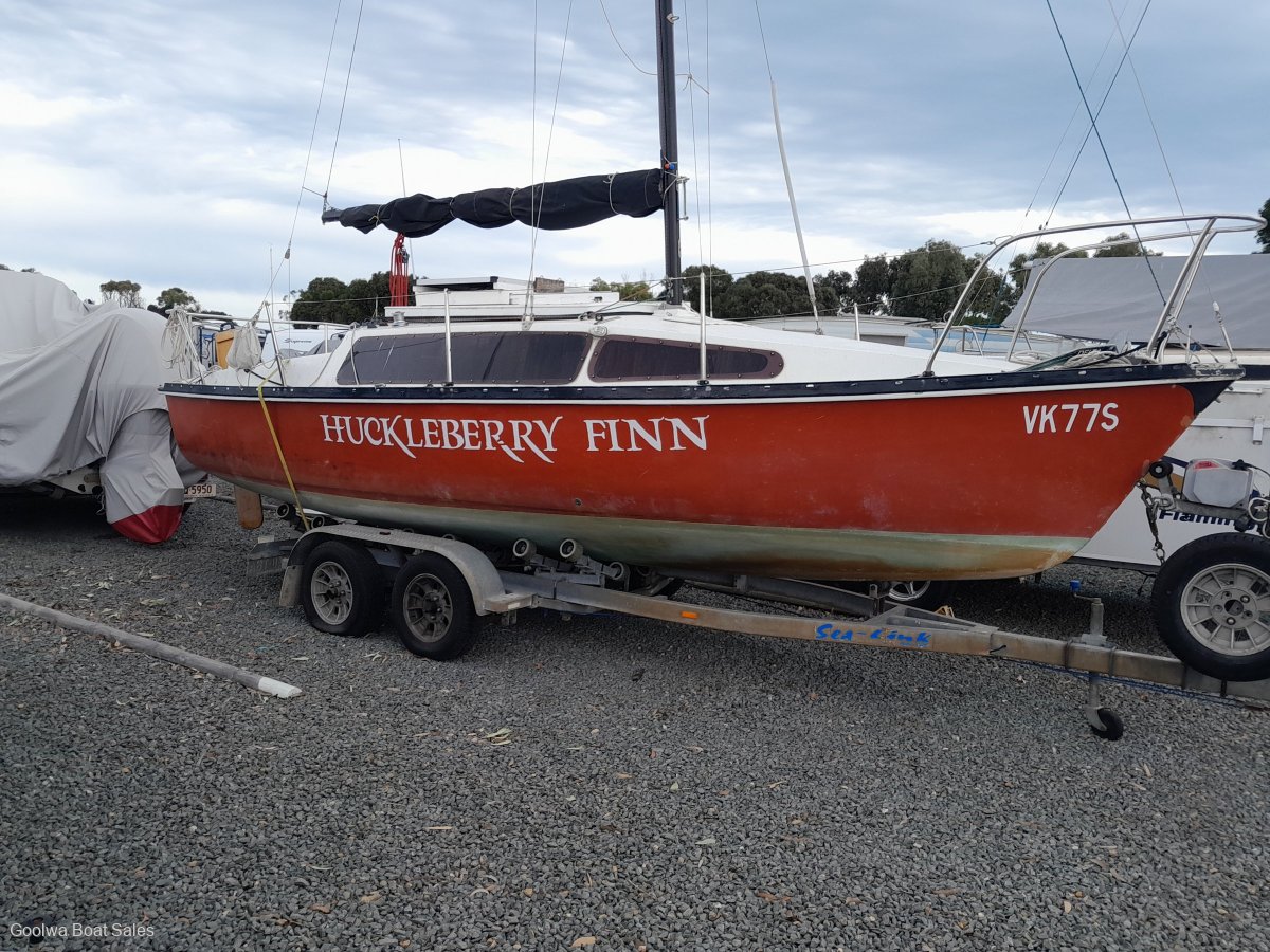 Clifton 700