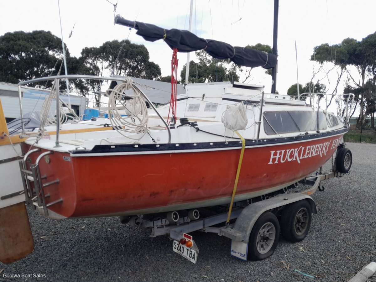 Clifton 700