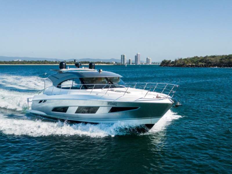 Riviera 4800 Sport