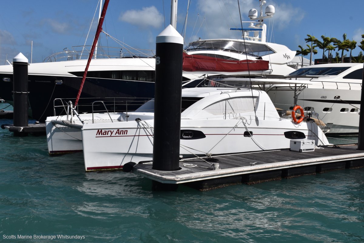 Leopard Catamarans 38