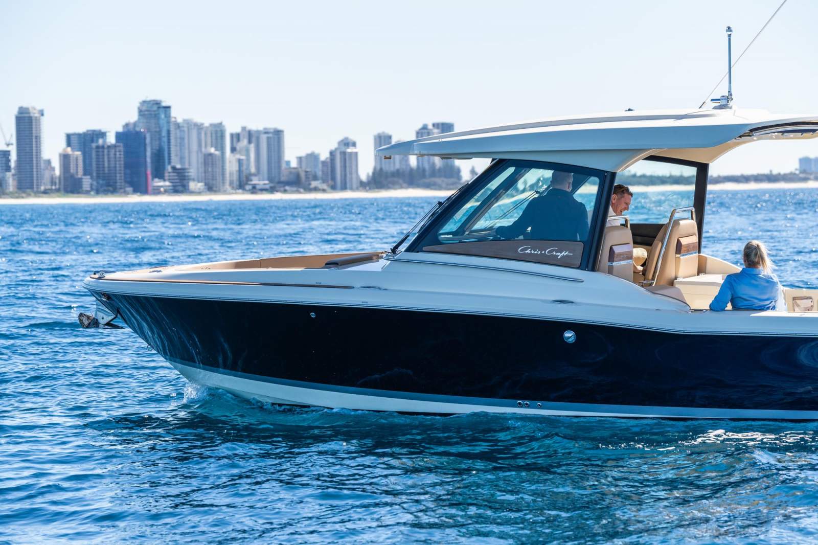 Chris Craft Calypso 32