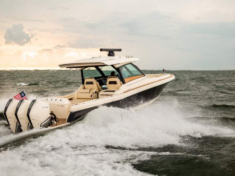 Chris Craft Calypso 35