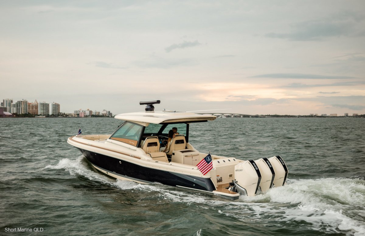 Chris Craft Calypso 35