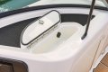 New Sea Ray SDX 250 SURF:Glove box