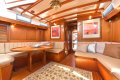 Custom Roberts Commercial Charter Yacht:Saloon