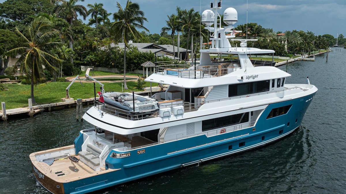 Cantiere Delle Marche Darwin 106 Yacht Fisher