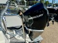 Whittley SL 26 Hard Top Outboard