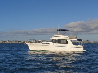 Fairway 36 Flybridge Cruiser