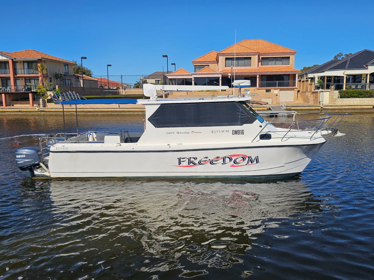 Kevlacat 3400 Hardtop Deluxe Premier Fishing Vessel & Family Weekender