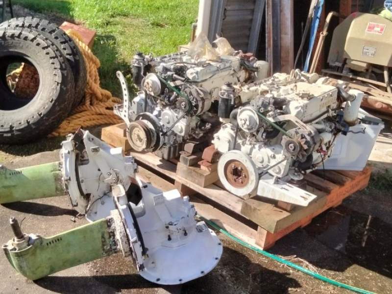 Yanmar SD40 sail drives, 2 x engines and sail drives 55 hp