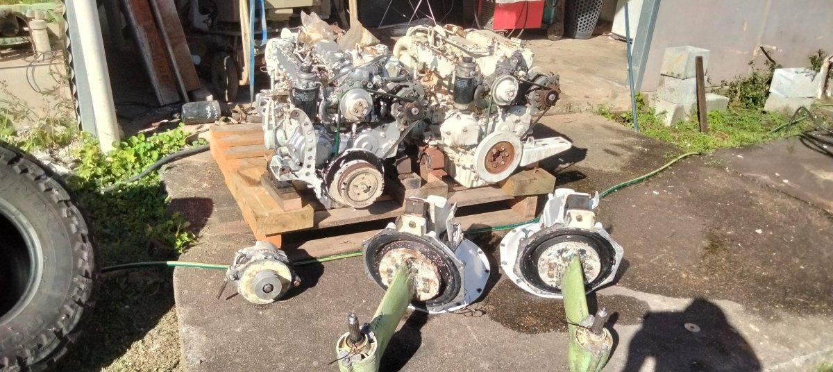 Yanmar SD40 sail drives, 2 x engines and sail drives 55 hp