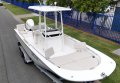 Boston Whaler 210 Montauk Centre Console