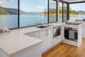 Amore Houseboat Holiday Home on Lake Eildon:Amore on Lake Eildon