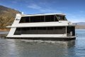 Amore Houseboat Holiday Home on Lake Eildon:Amore on Lake Eildon