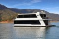 Amore Houseboat Holiday Home on Lake Eildon:Amore on Lake Eildon