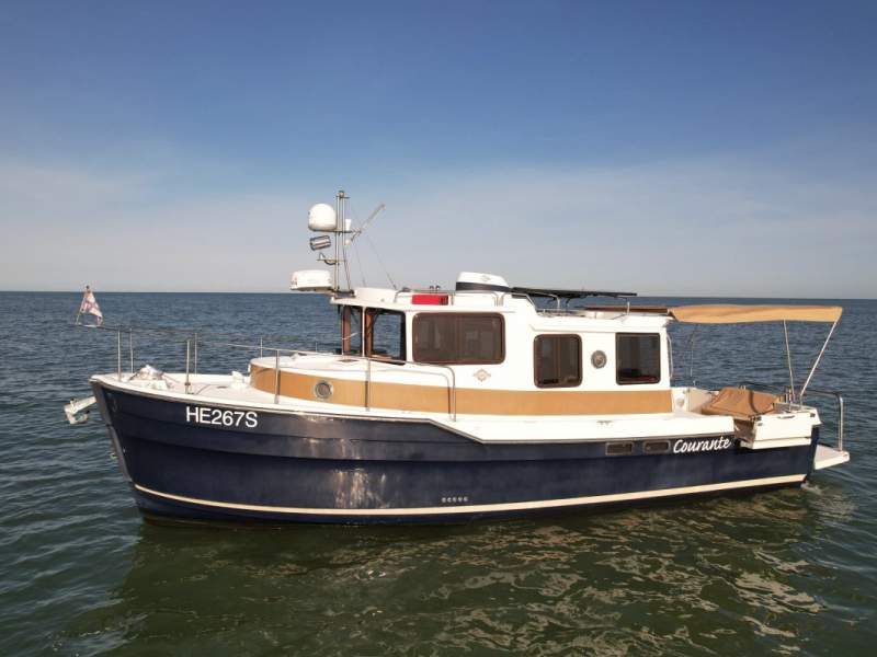 Ranger Tugs R31 - USA designed fast cruising trawler