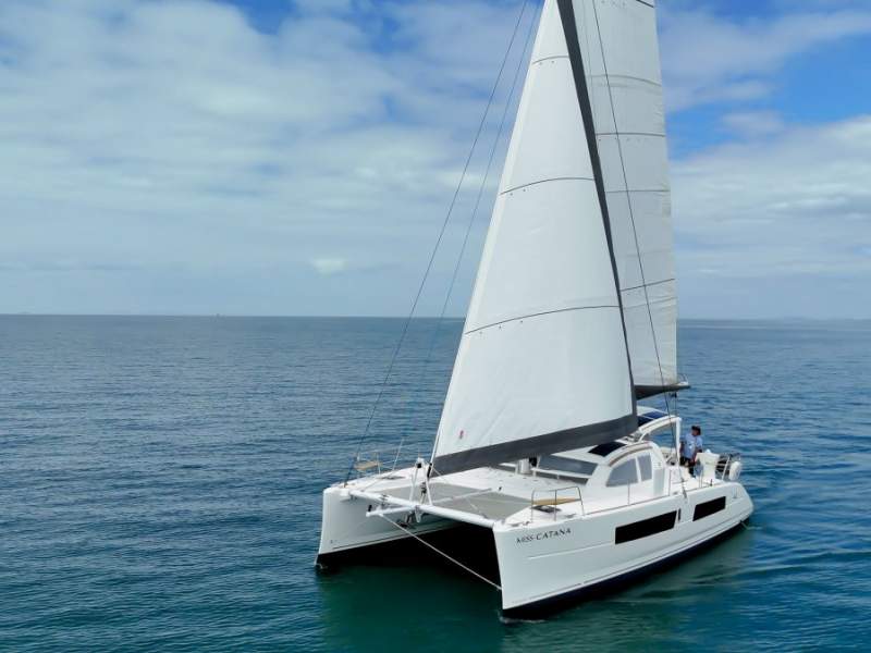 Catana 42 Owners version