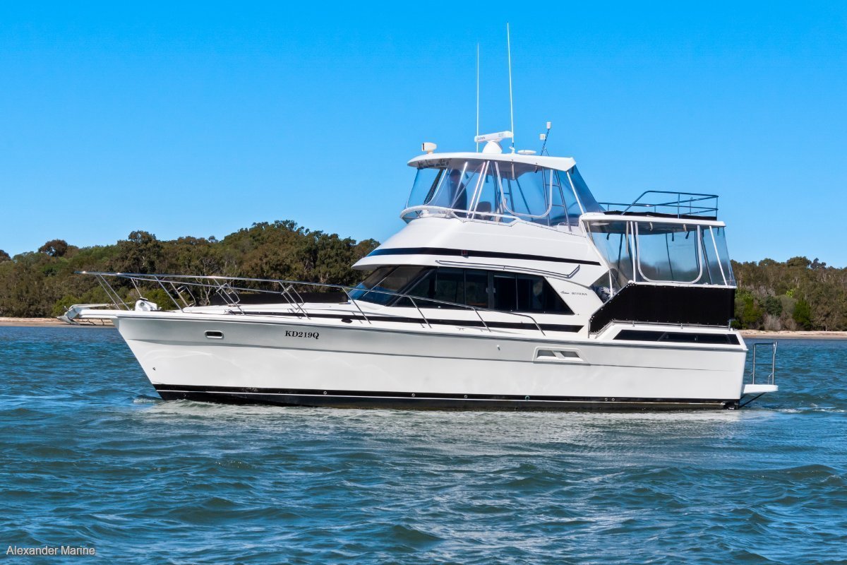 Riviera 40 Aft Cabin