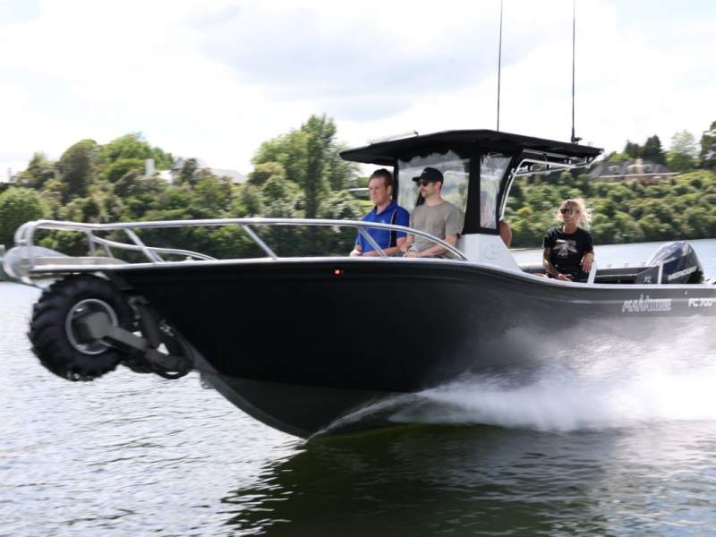 FC Boats 700 Centre Console Amphibious All Wheel Drive.