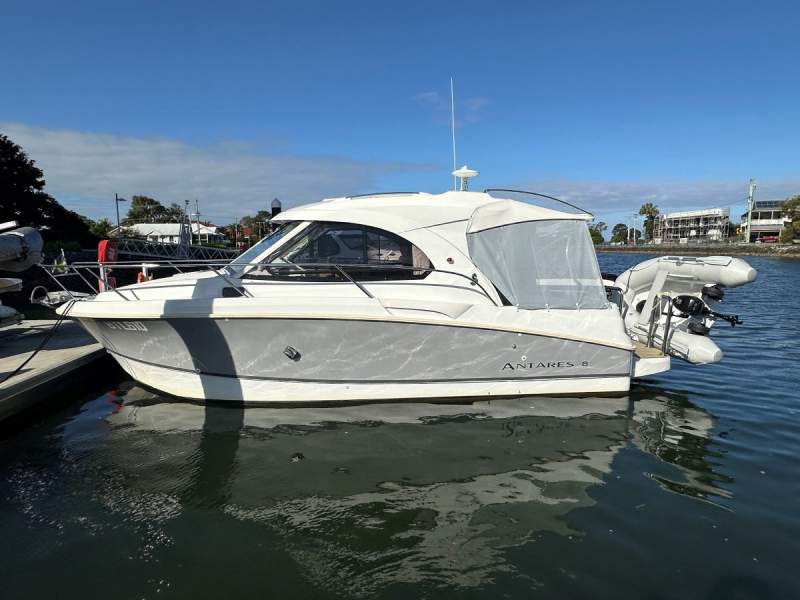 Beneteau Antares 8 Diesel