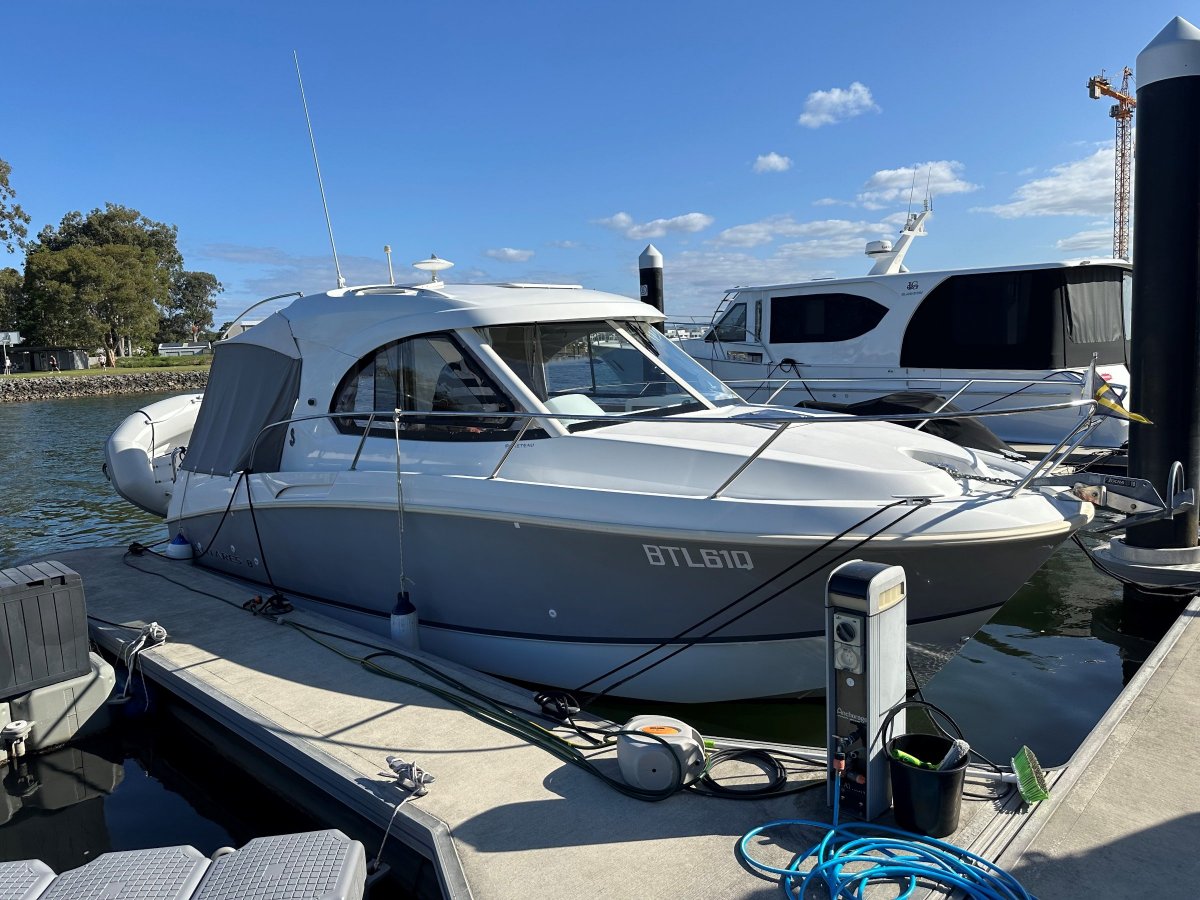 Beneteau Antares 8 Diesel