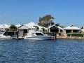 Commodore 33 Flybridge Twin Cabin Cruiser