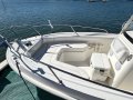 Boston Whaler 220 Outrage - Low Hours, Great Buying!