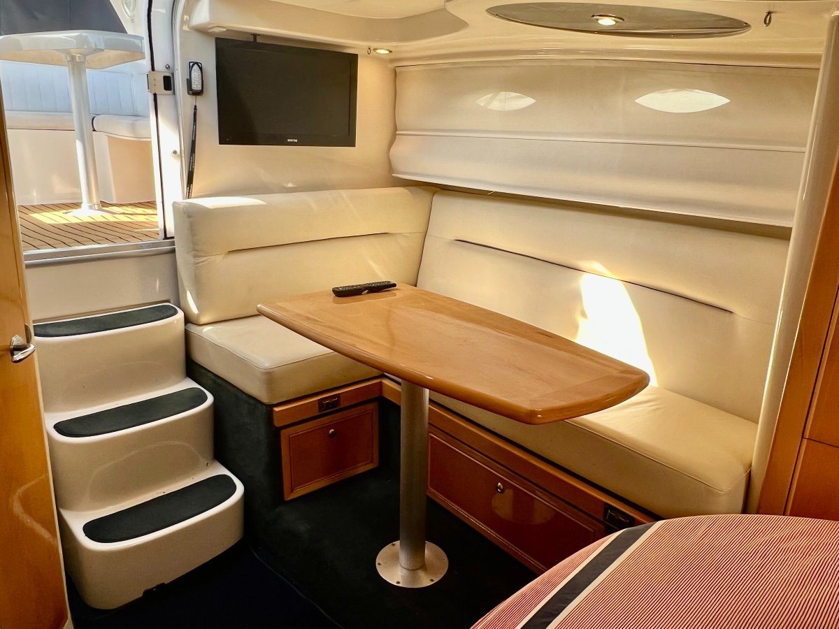  Riviera 3000 Offshore Series 2 2004 MODEL RIVIERA 3000 OFFSHORE SERIES 2 Boat Brokers of Tasmania