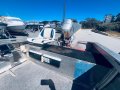 Quintrex 400 Hornet Wide Body