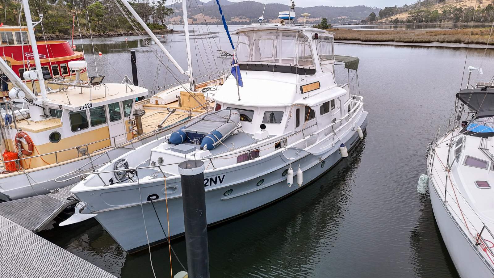 Holmes 51 Motor Cruiser SUPERBLY BUILT HISTORICAL MOTOR CRUISER!