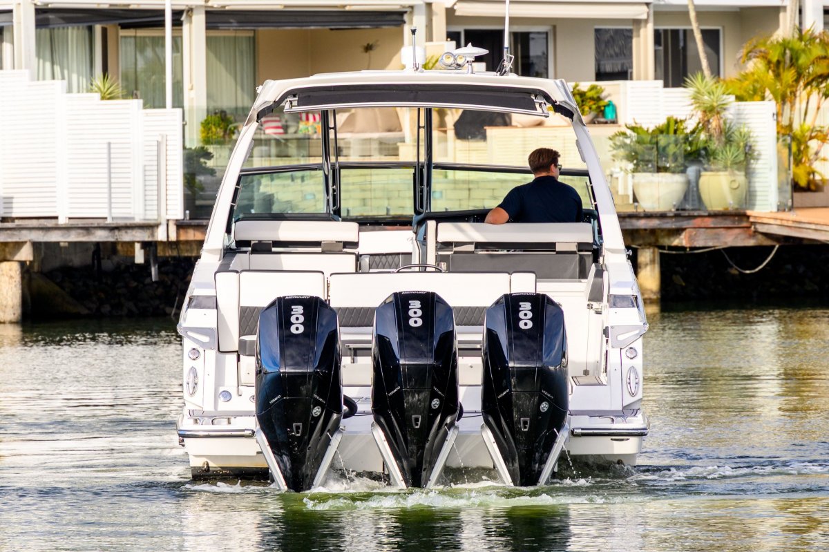 Monterey 385 SE