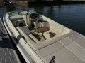 Chris Craft Launch 27