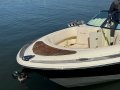 Chris Craft Launch 27