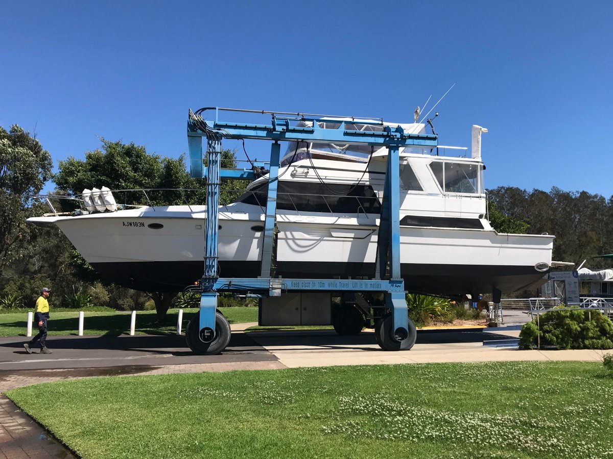Dyna 53 Yachtfisher VIP Live Aboard Coastal Cruising Fully Optioned!