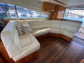 Riviera 5800 Sport Yacht