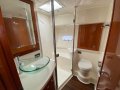 Riviera 5800 Sport Yacht