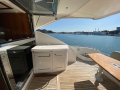 Riviera 5800 Sport Yacht