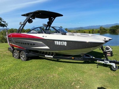 Malibu Wakesetter 22 MXZ