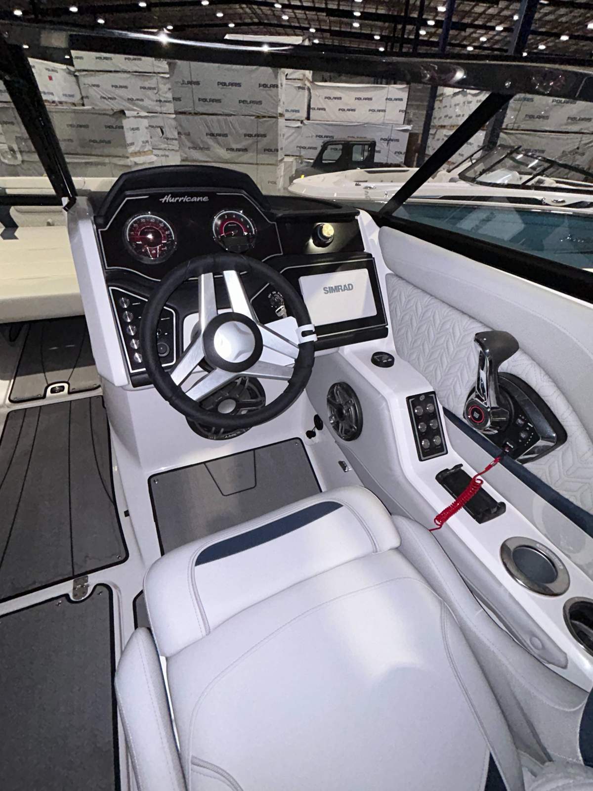 Hurricane Sundeck 2600