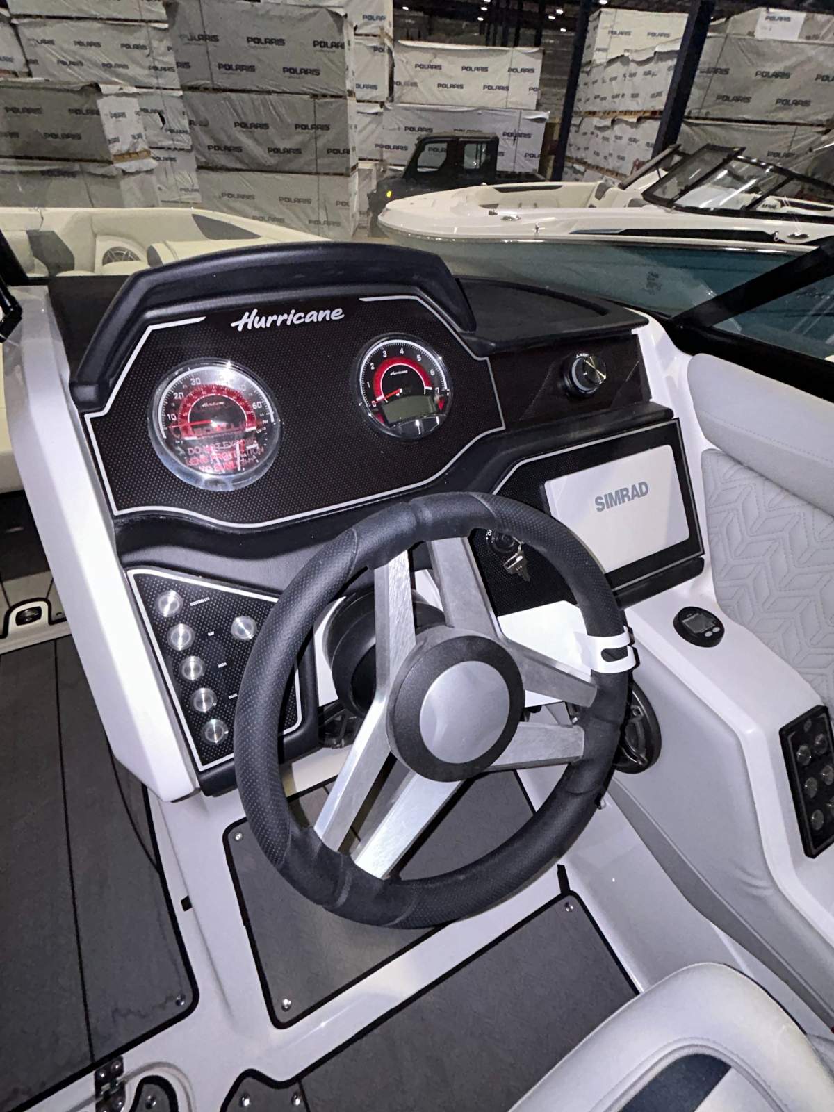 Hurricane Sundeck 2600