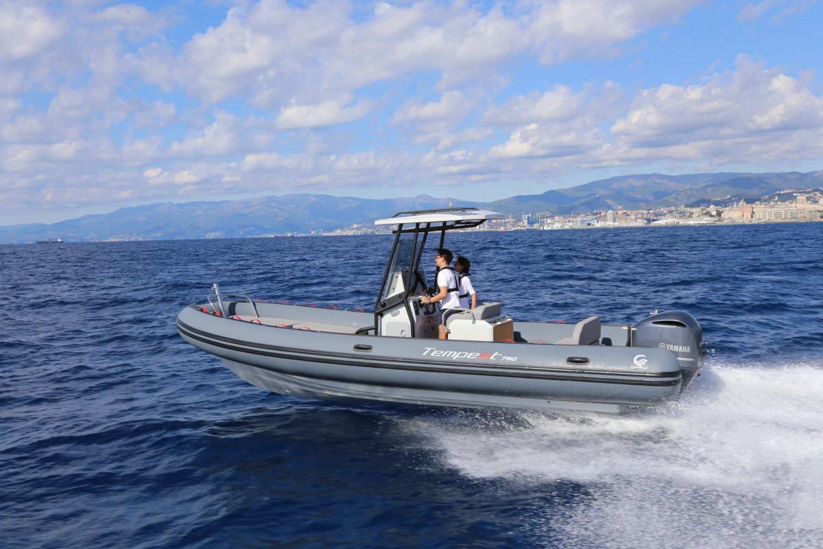 New Capelli Tempest 750 Sport