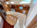 Catalina 320 sloop