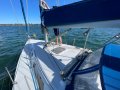 Catalina 320 sloop