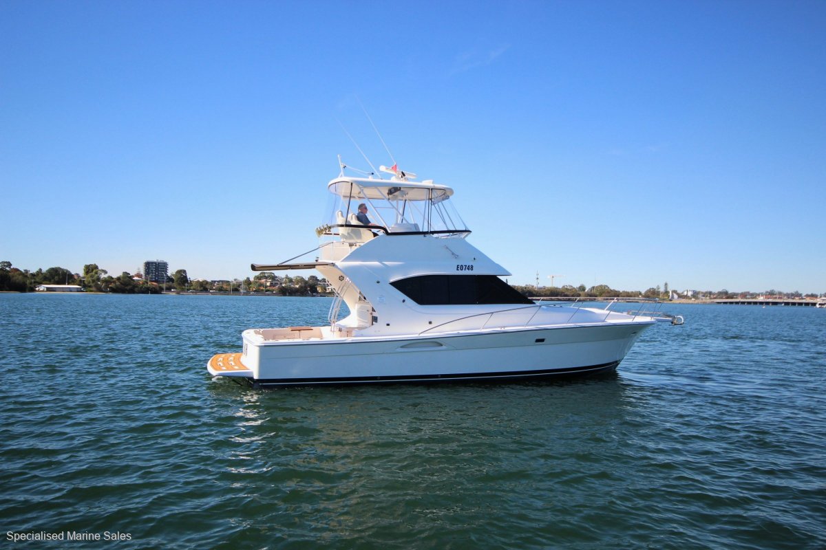 Riviera 3850 Open Flybridge *** IDEAL ROTTNEST BOAT *** $330,000***
