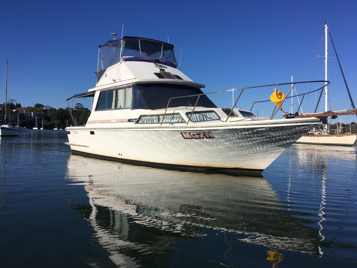 Mariner 34 Flybridge 50% Private share No Management fees