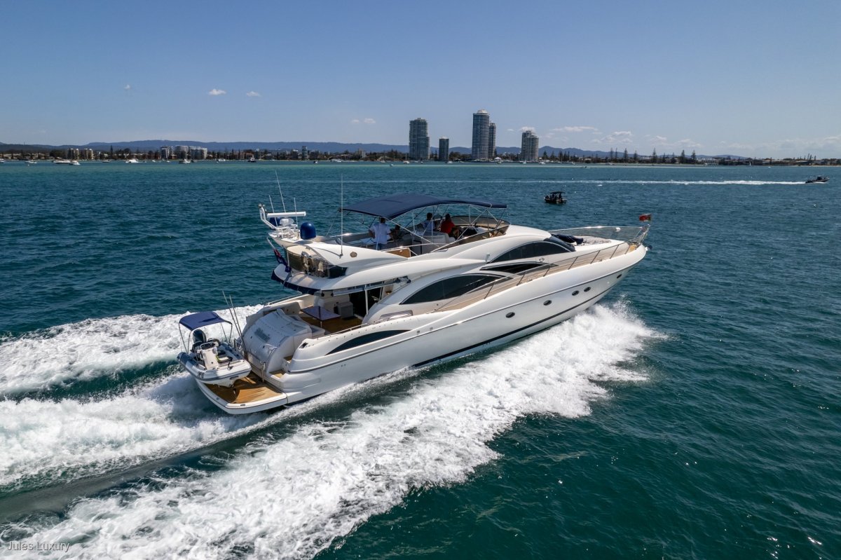 Sunseeker Manhattan 74 "SHHMIC"