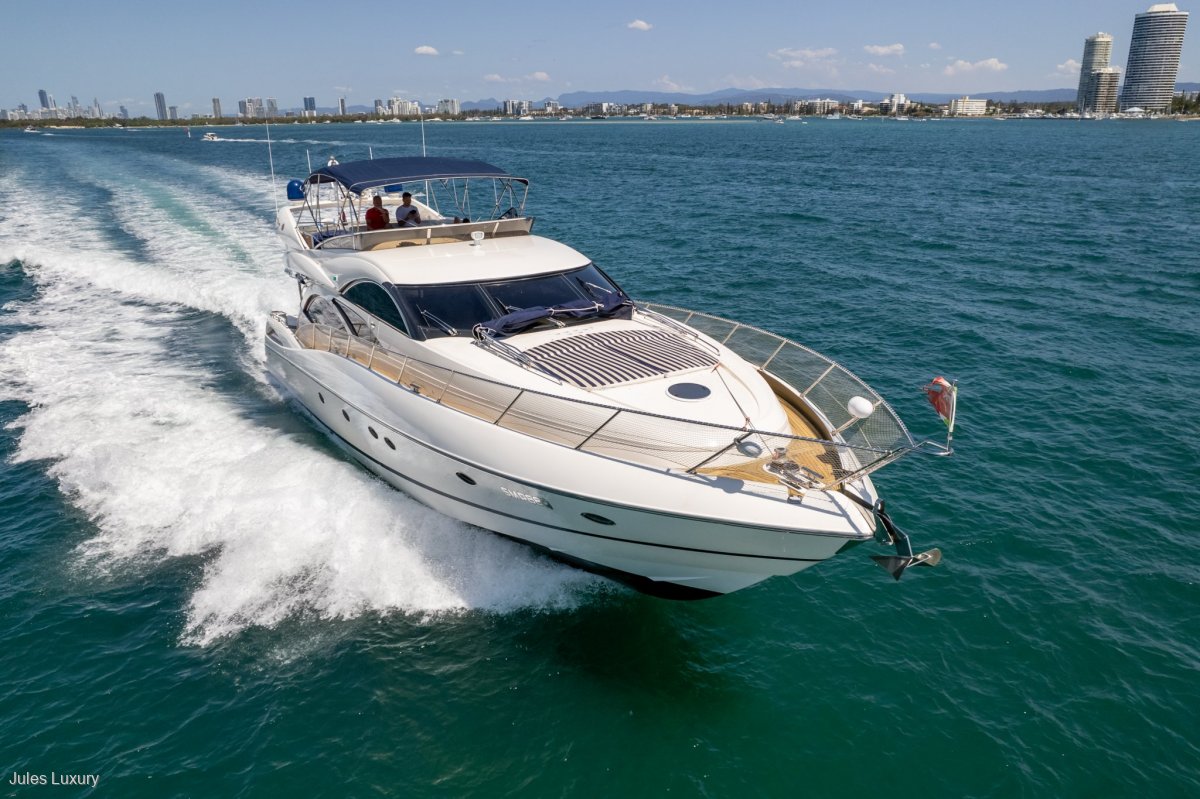 Sunseeker Manhattan 74 "SHHMIC"
