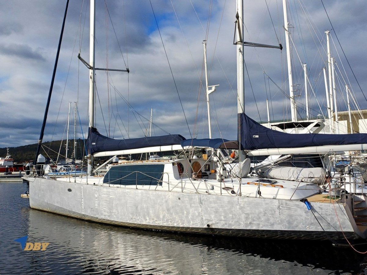 Incat Pilothouse aluminium Expedition yacht