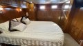 Integrity 526 Raised Pilothouse
