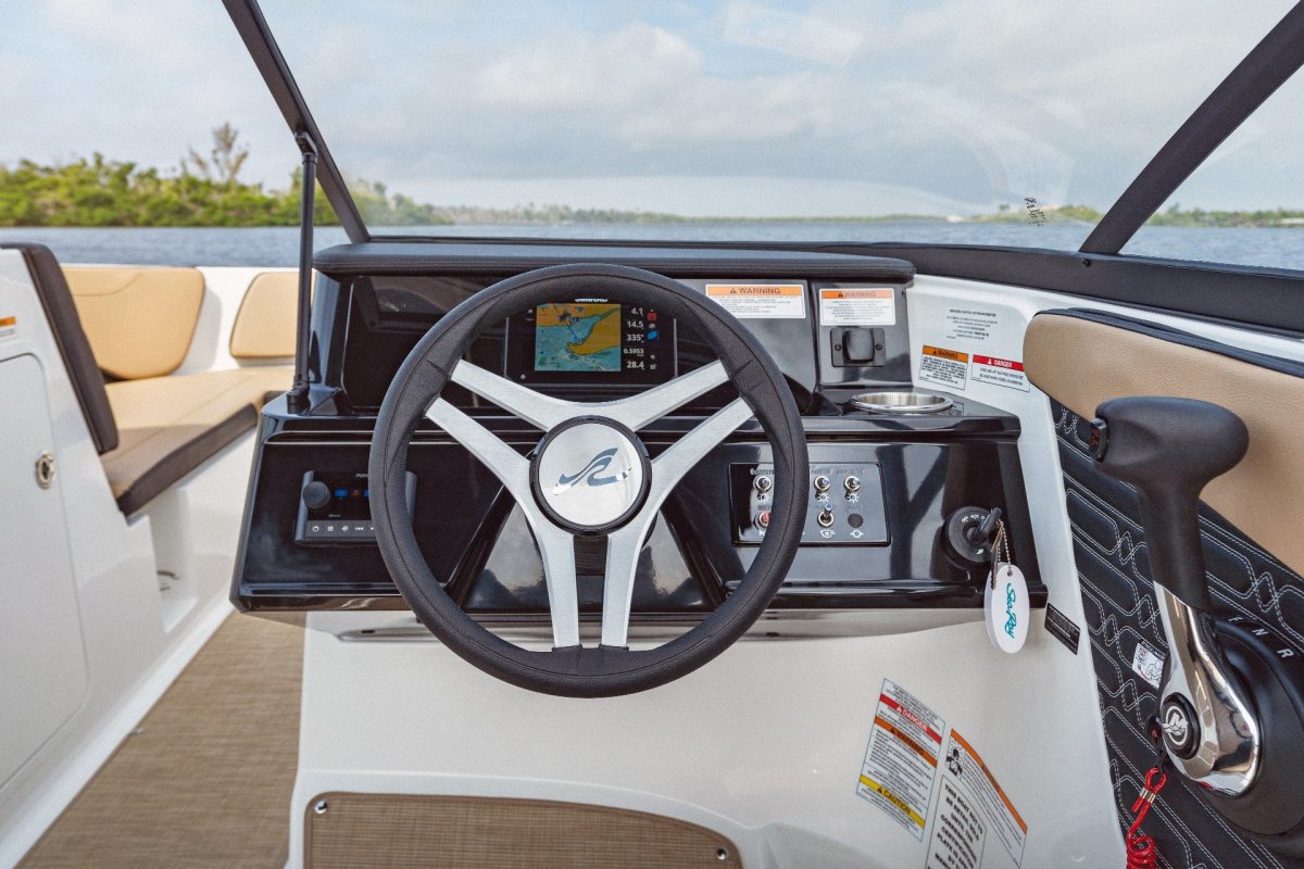 New Sea Ray 190 SPX OB